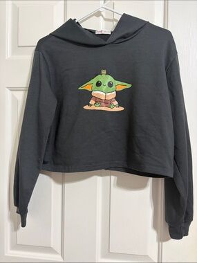 ROMWE Black Cropped Hoodie with Green Character Print